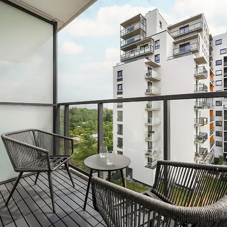 Eleganckie We Wroclawiu Z Parkingiem I Biurkiem Do Pracy Zdalnej By Renters