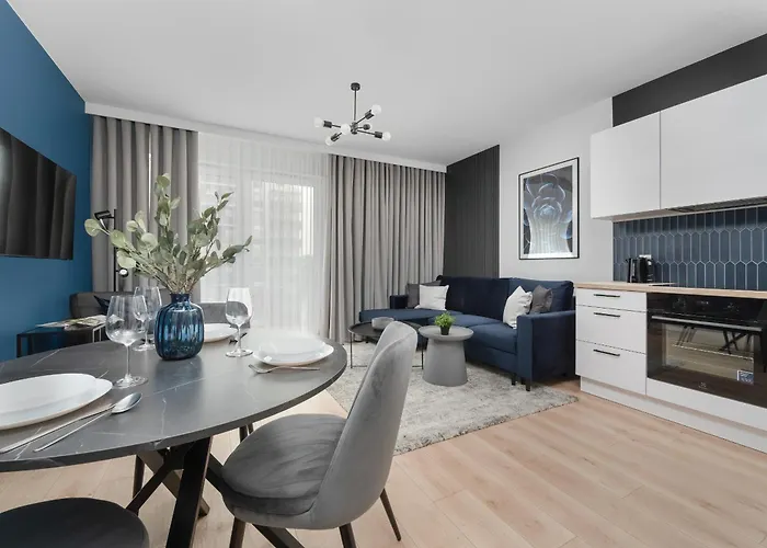 Eleganckie We Wroclawiu Z Parkingiem I Biurkiem Do Pracy Zdalnej By Renters * فروتسواف