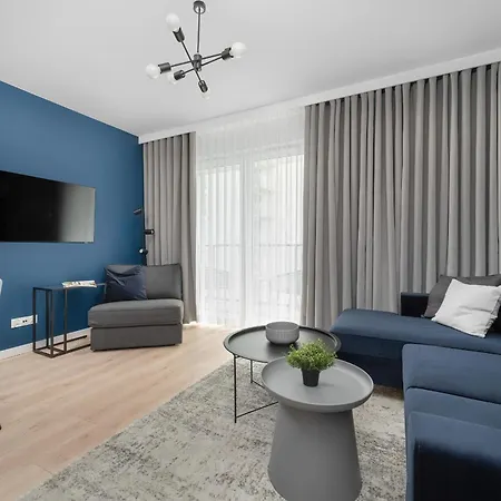 Apartment Eleganckie We Wroclawiu Z Parkingiem I Biurkiem Do Pracy Zdalnej By Renters