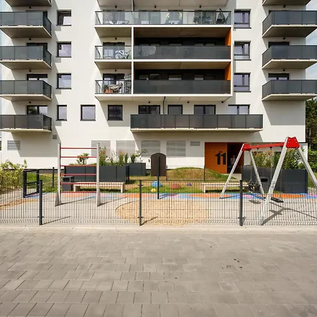 Eleganckie We Wroclawiu Z Parkingiem I Biurkiem Do Pracy Zdalnej By Renters Διαμέρισμα