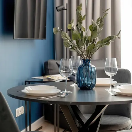 Appartement Eleganckie We Wroclawiu Z Parkingiem I Biurkiem Do Pracy Zdalnej By Renters